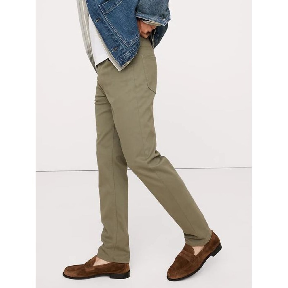 Banana Republic Men's Slim Traveler Pant Green Olive Cotton Stretch Chino- 42/32
